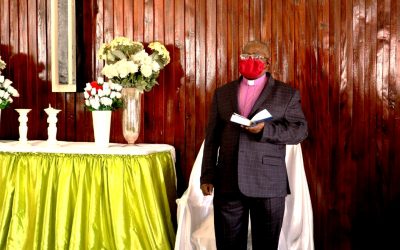 Ainda apreensivos com a doença: Instituições religiosas reabrem suas portas.